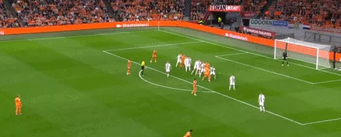 体坛联播｜荷兰4比0大胜芬兰，法罗群岛爆冷击败捷克-第3张图片-