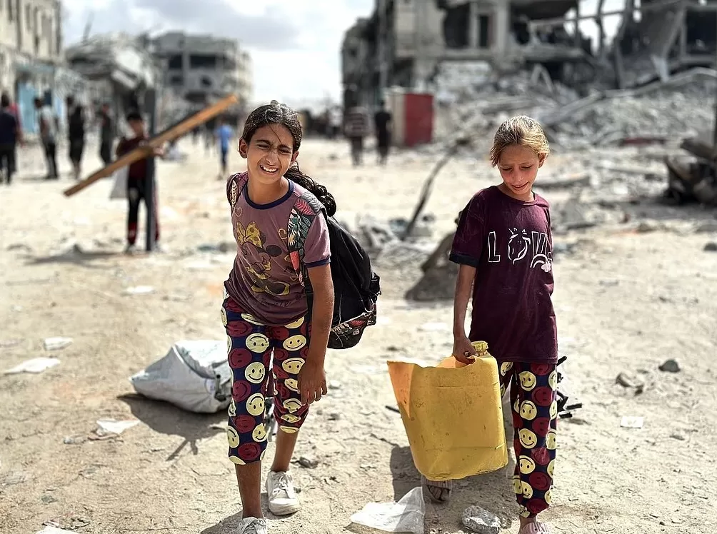 加沙停火·第1现场｜时隔6个月，燃料物资卡车首次进入加沙-第8张图片-