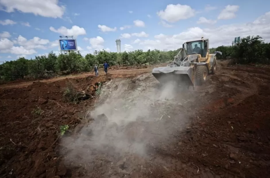 特朗普按下葫芦亲自去浮瓢：巴以未了结，俄乌又点炮-第4张图片-