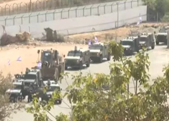 加沙停火·第1现场｜巴勒斯坦被囚人员亲属等待团圆-第1张图片-