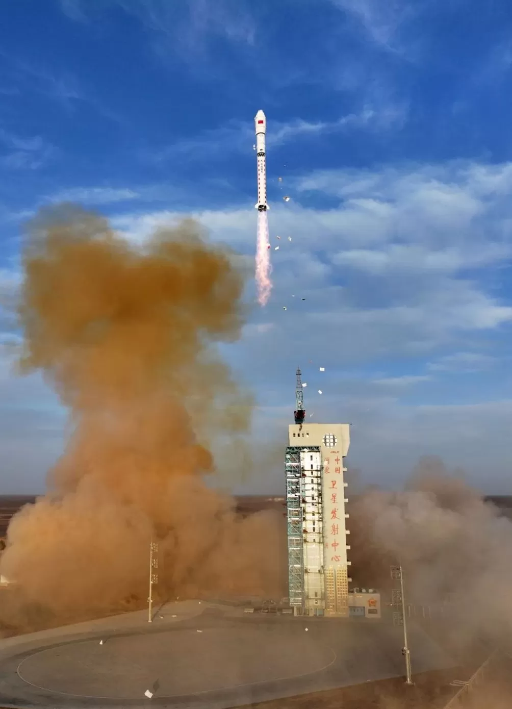 试验三十一号卫星发射成功,主要用于新型光学成像技术验证-第1张图片- 试验三十一号卫星发射成功,主要用于新型光学成像技术验证-第1张图片-