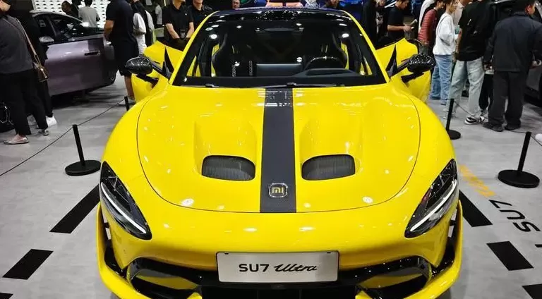 小米SU7发生起火事故，电池、门把手成为关注焦点-第1张图片-