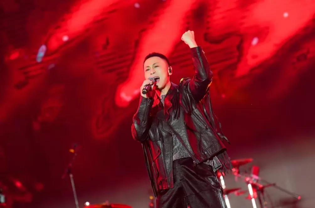 在帕米尔高原星空下，品冠平安唱响沪喀同心新篇章-第2张图片-