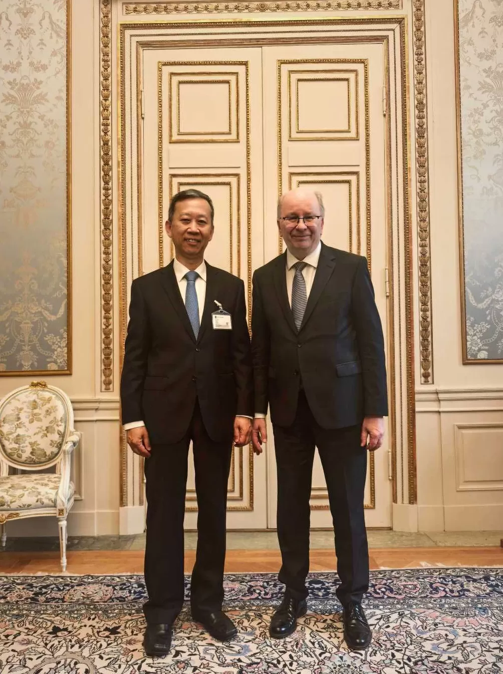 中国驻瑞典大使崔爱民即将离任-第1张图片-