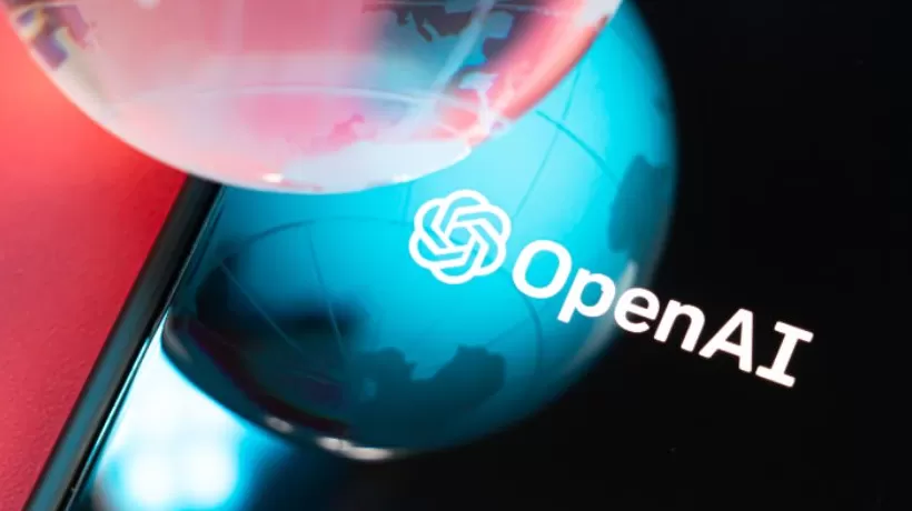 OpenAI与博通联手开发定制AI芯片，博通股价飙升近10%-第1张图片-