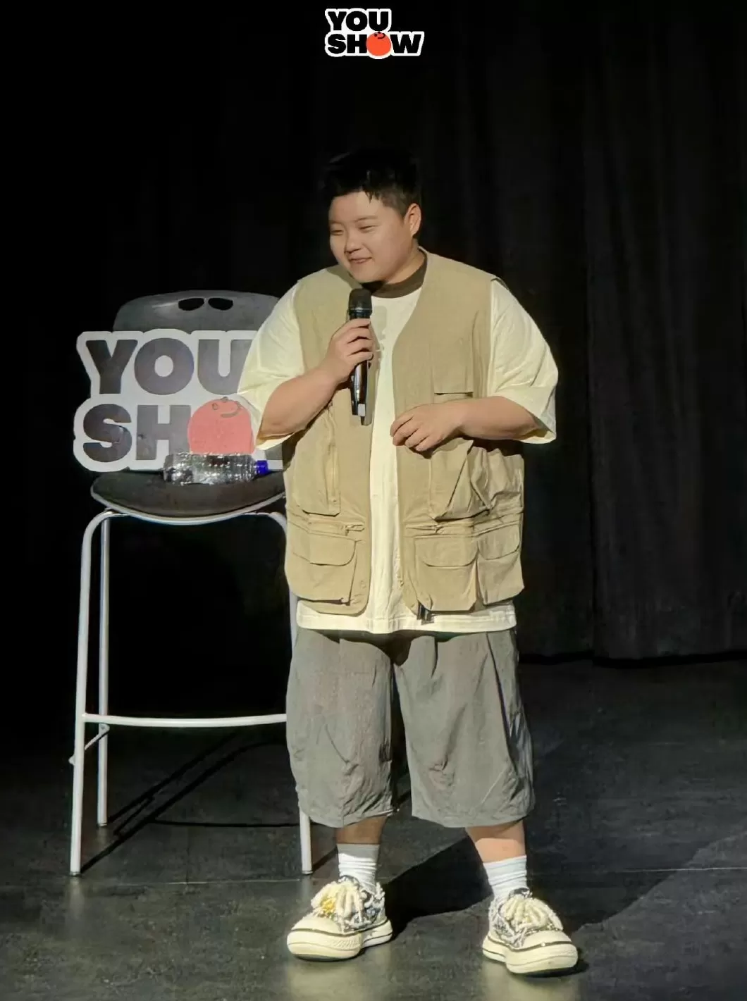 王越：这个家没有人需要再次逃跑了 | 进击的脱口秀演员⑦-第1张图片-