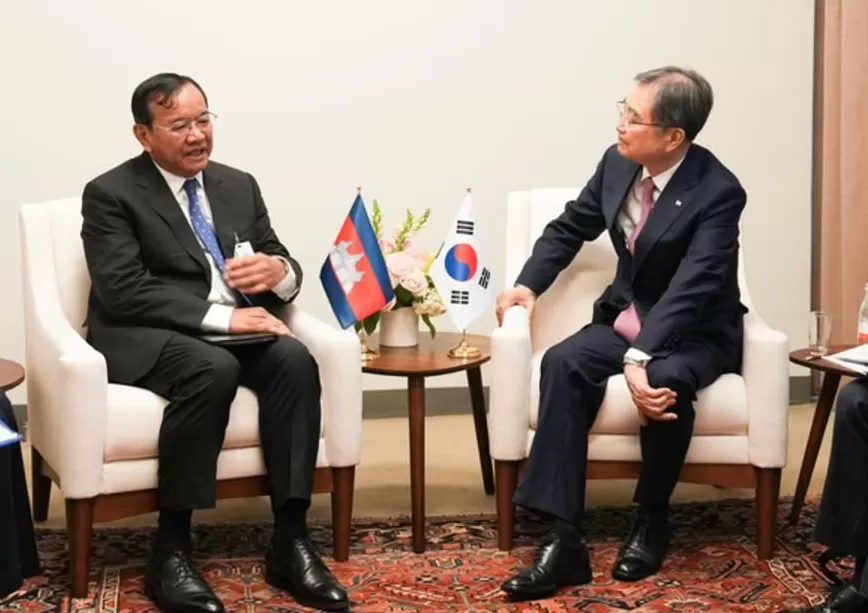 韩国网友发帖称柬埔寨街头垃圾桶现大量护照，引发治安担忧-第3张图片-