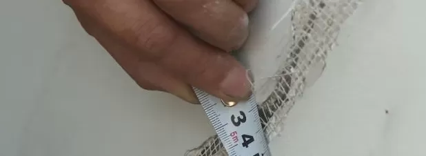 承重柱开裂达1厘米！贵州大哥花四十多万买的房，入住五年竟成了“危房”-第9张图片-