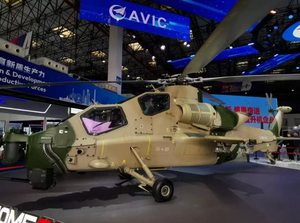 多图｜更强“霹雳火”：直-10ME武装直升机亮相天津直博会-第1张图片-