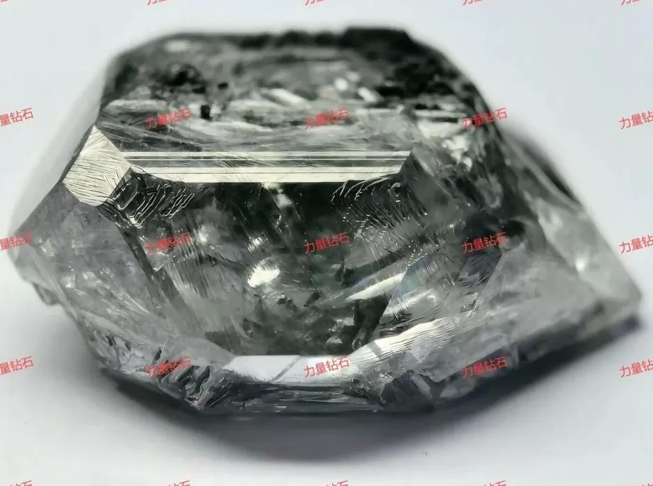 156.47克拉！全球最大培育钻石在河南商丘诞生-第1张图片-