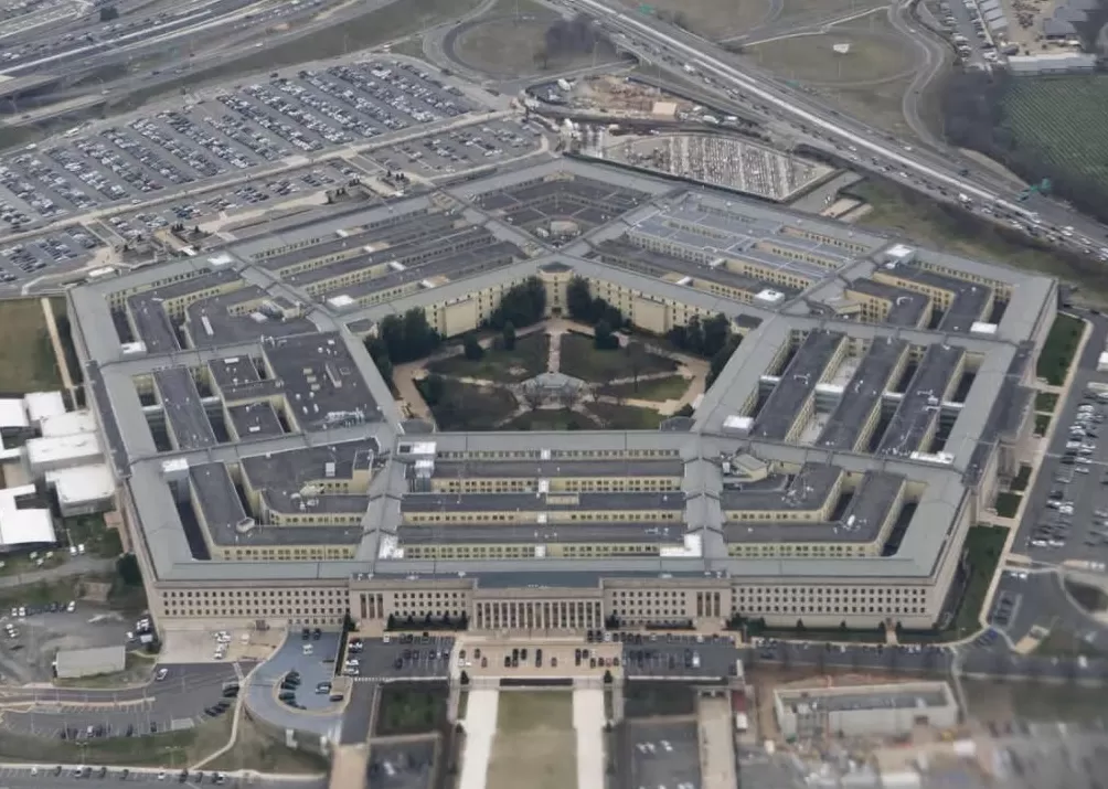 不满五角大楼采访新规，记者集体打包走人-第1张图片-