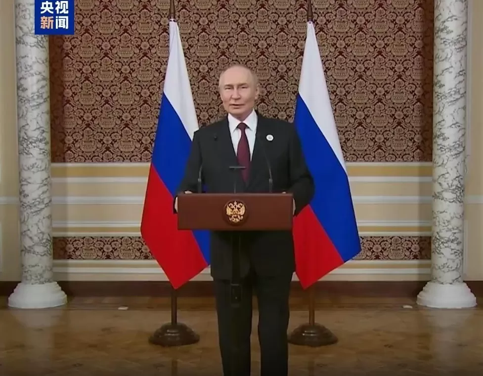 泽连斯基访美谈“战斧”前一日俄美总统“卡点”通话再约会面-第7张图片-