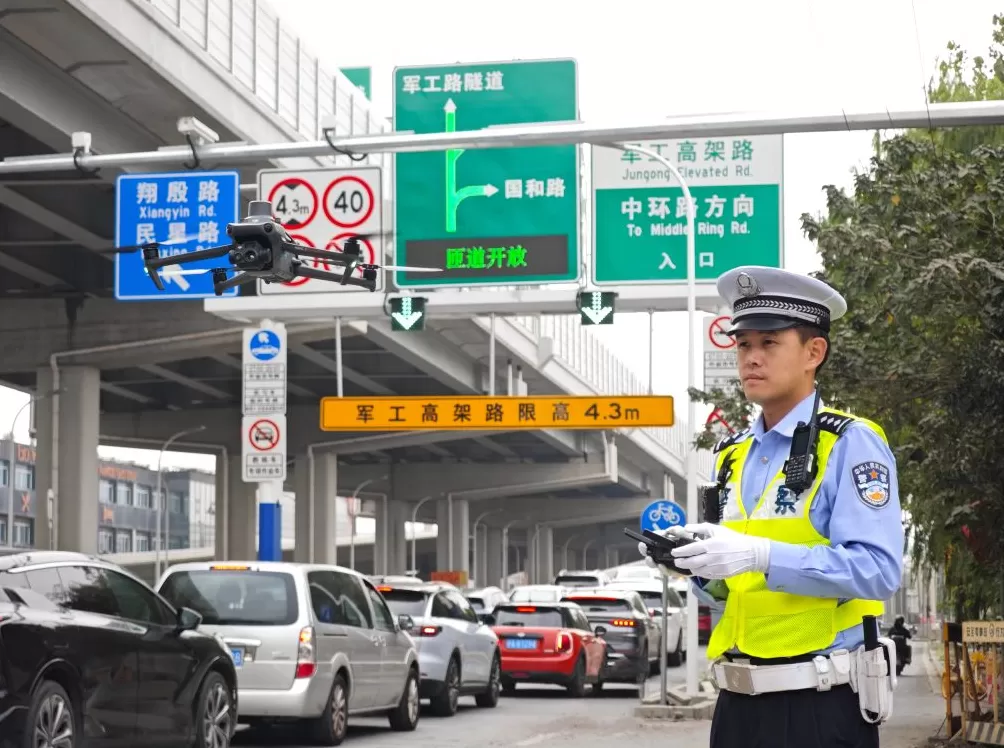 从警11年，他用科技破解交通顽疾、以法理情相融暖人心-第3张图片-