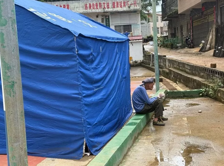 广西百色，洪水浸泡村庄已经长达10天-第3张图片-