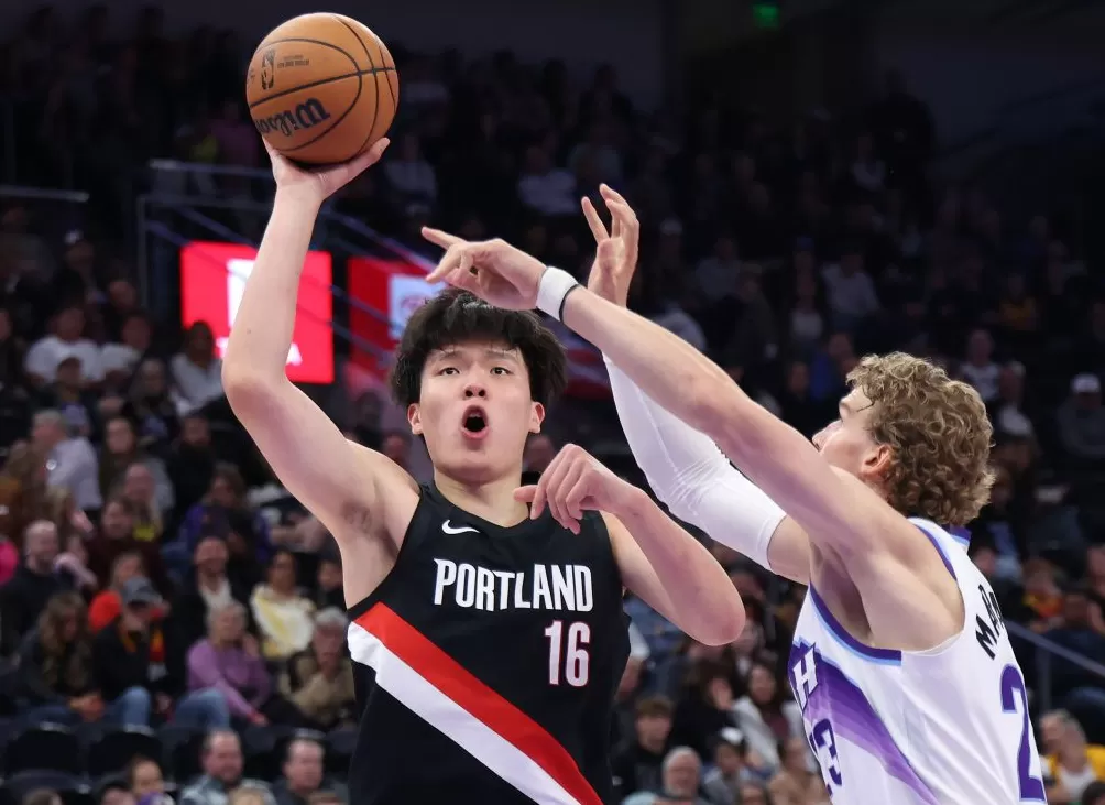 哭着告别季前赛，杨瀚森首个NBA赛季一定要记住姚明的忠告-第3张图片-