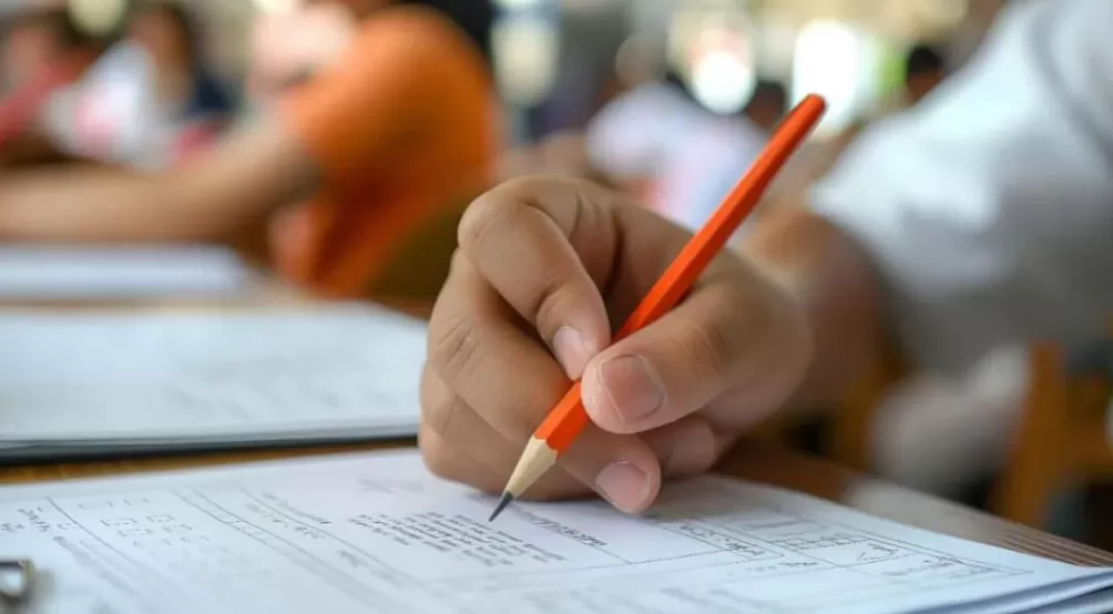 国考年龄限制放宽至38岁，36岁考公人：“还有两年机会，再折腾一下”-第3张图片-