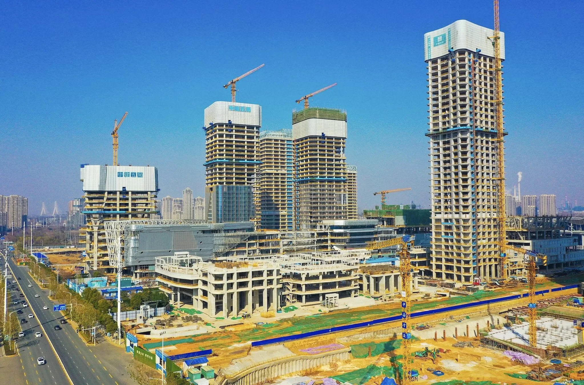 前三季度财政收入延续增长态势，卖地收入降幅收窄-第1张图片-