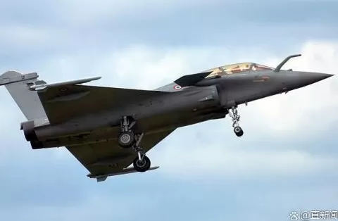 中国歼-10再获海外大单！印尼官宣确认，更多买家还在路上-第5张图片-