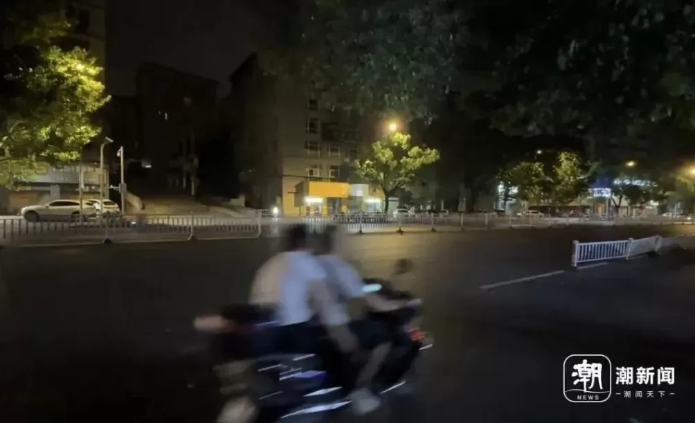 “撞死3人，他在边上玩手机！”一家三口被撞案新细节披露-第2张图片-