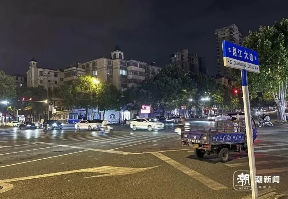 “撞死3人，他在边上玩手机！”一家三口被撞案新细节披露-第4张图片-