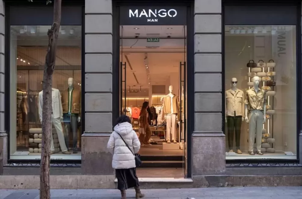 知名品牌创始人坠崖身亡，“80后”儿子成头号嫌疑人，事发时父子俩正一起爬山-第2张图片-