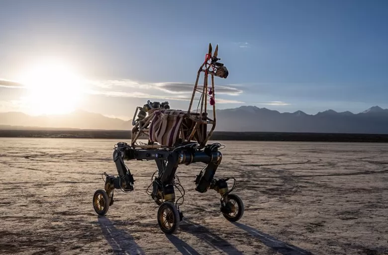 第八届国际跨媒体艺术节:“带电的孩子”是一种日常-第2张图片- 第八届国际跨媒体艺术节:“带电的孩子”是一种日常-第2张图片-