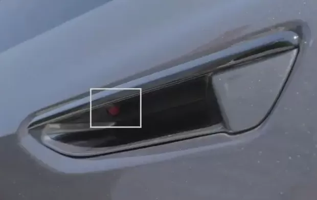 危急时刻，车门为何拉不开？-第3张图片-