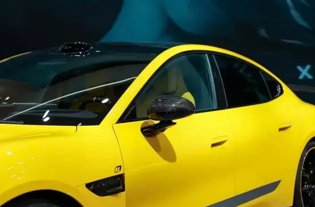 危急时刻，车门为何拉不开？-第1张图片-