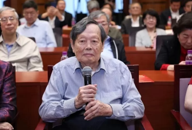 杨振宁先生生平-第13张图片-