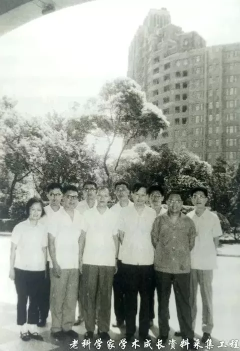 忆杨振宁与谷超豪：物理学与数学的一次重要跨界-第2张图片-