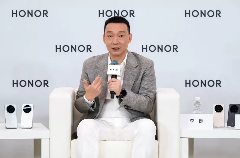 荣耀CEO李健：期待团队“干出大事来”，在终端领域探索未来方面做出价值-第2张图片-
