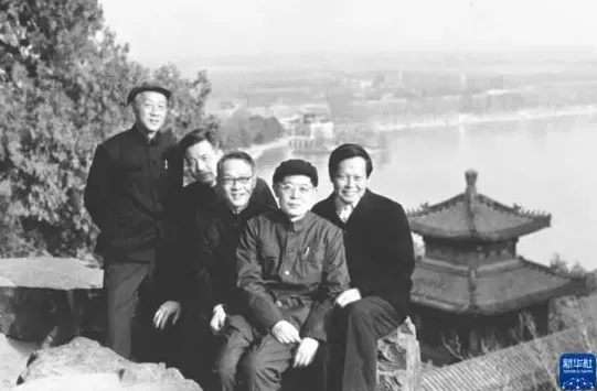 中国科协悼念杨振宁：家训“有生应记国恩隆”，他以一生践行-第1张图片-