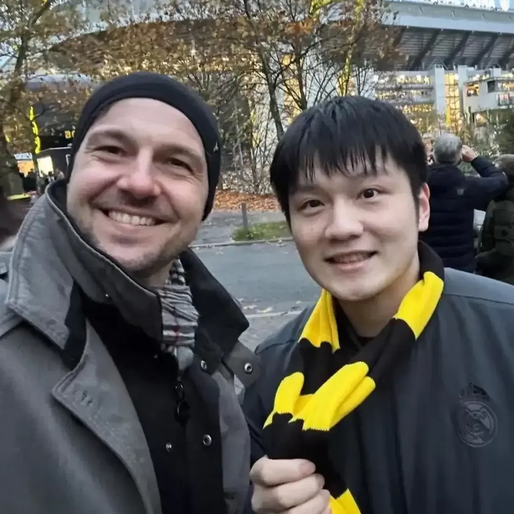 这一次以足球之名造访上海，波尔和樊振东火锅话友情-第4张图片-