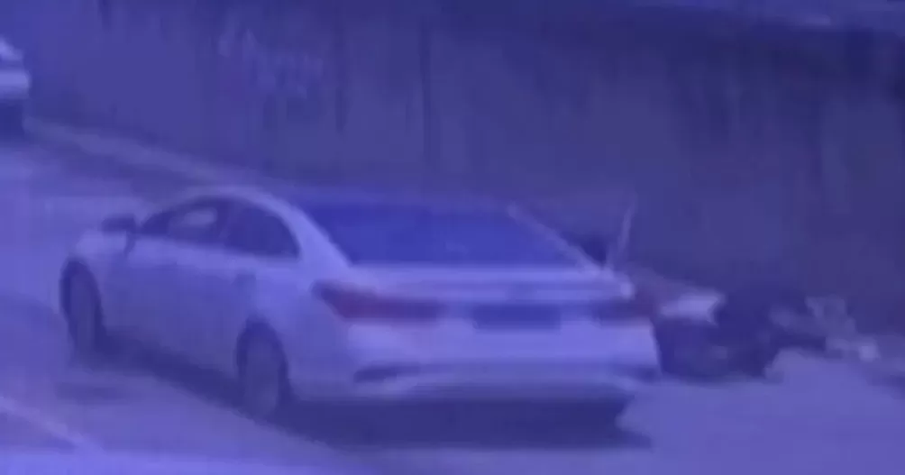 乘客“开门杀”撞伤人，司机被判赔150余万元-第1张图片-