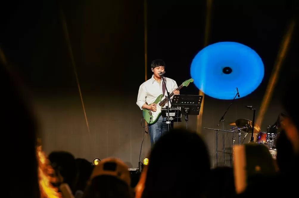 一场3.5小时的音乐派对，上海的大学生都来唱歌了-第3张图片-