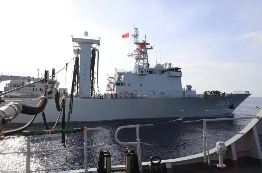首次海上补给，成功！海军唐山舰、大庆舰、太湖舰奔赴亚丁湾-第3张图片-