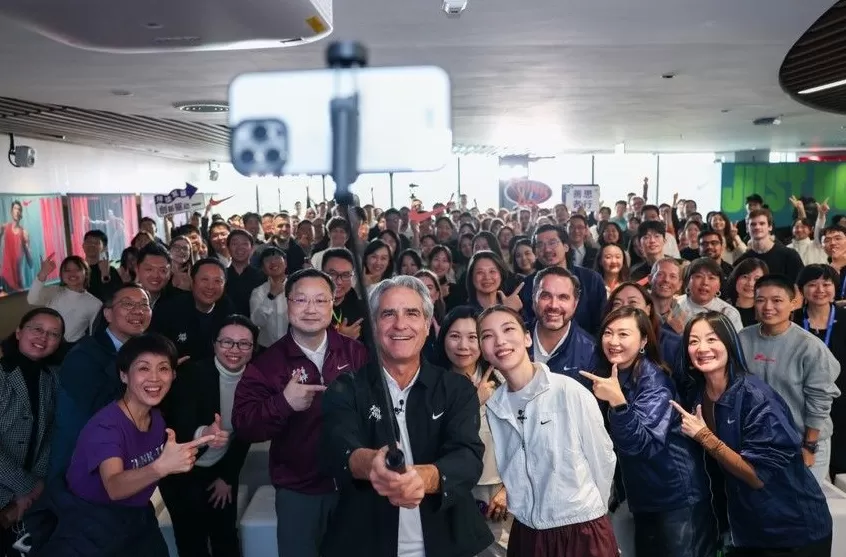 贺雁峰上任一周年到访中国，他将带领耐克走向何方？-第1张图片-