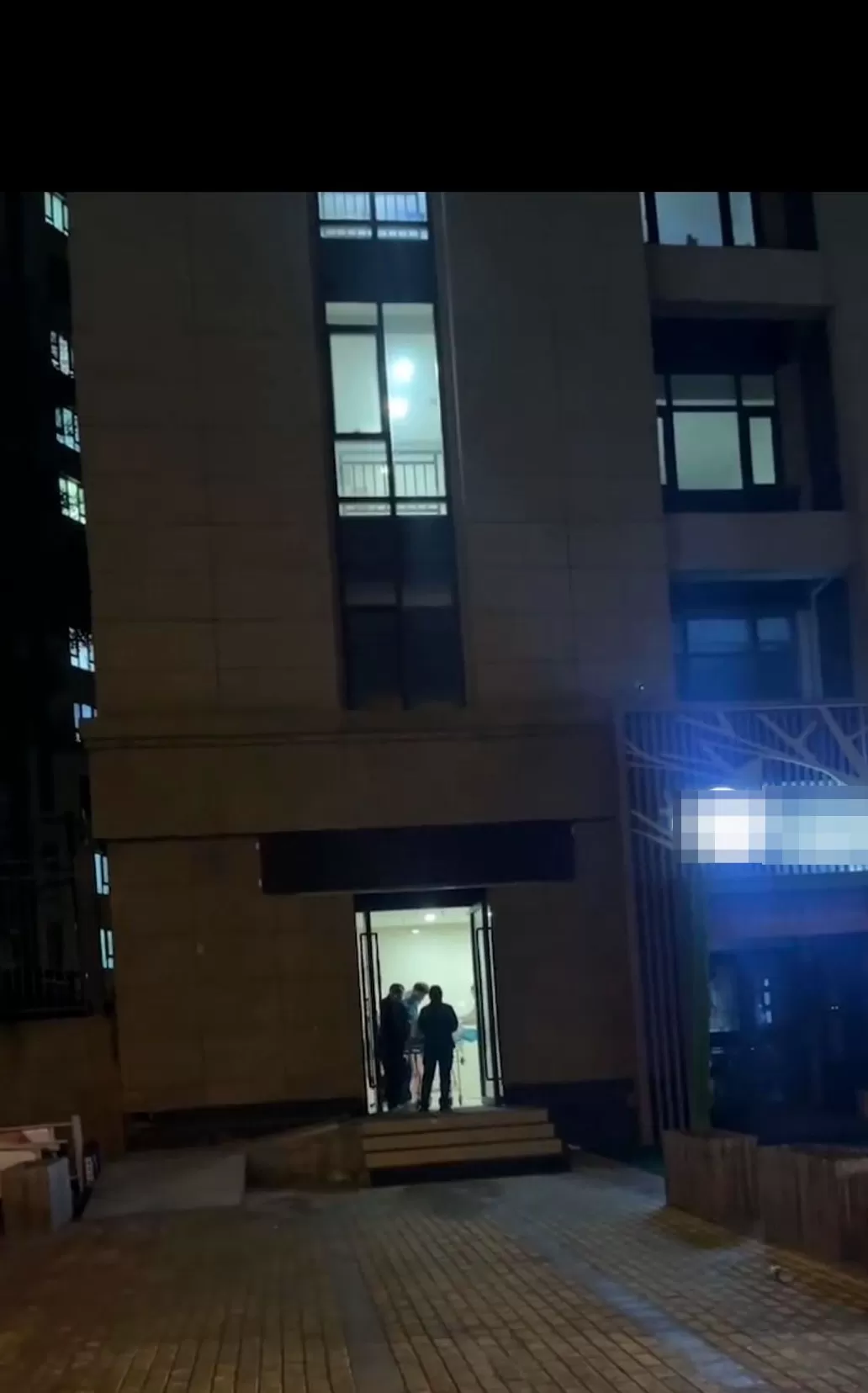 郑州一小区内办临终关怀医院、业主称被叫停后仍营业，医院：未开业-第2张图片-