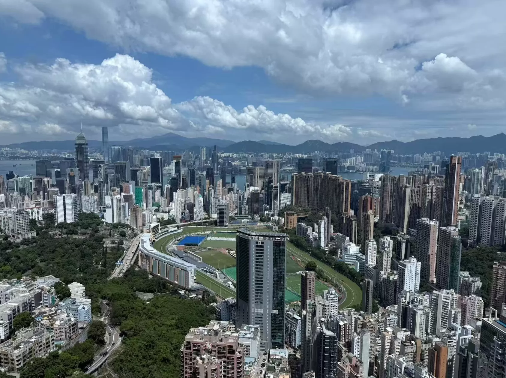 恒隆集团CEO卢韦柏：优质商业在二线城市潜力较大，对内地市场充满信心-第1张图片-