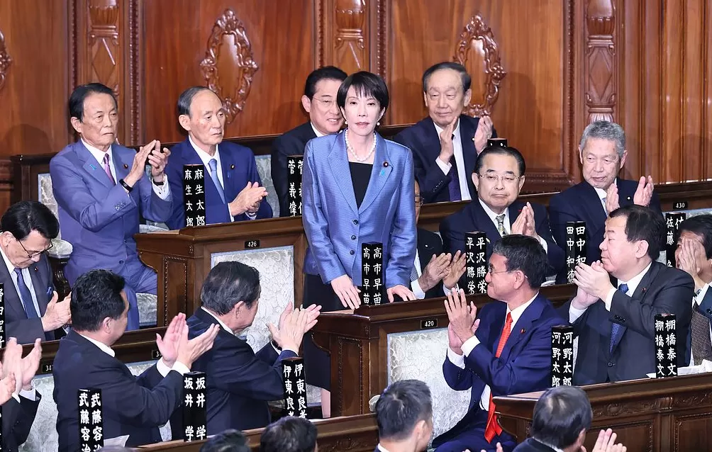 扶桑谈｜“维新会要毁灭日本”：高市早苗拜相背后的民意撕裂-第1张图片-