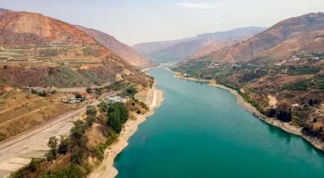 风好大，为什么一下子这么冷啊！-第9张图片-