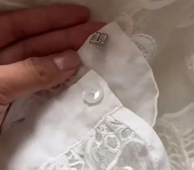 女子在直播间买到自己捐的衣服-第1张图片-