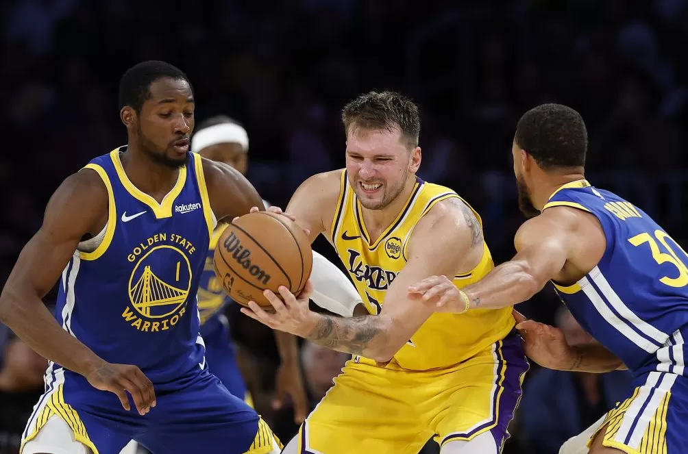 为什么NBA各队要对勇士心存忌惮？首秀开门红就是答案-第5张图片-