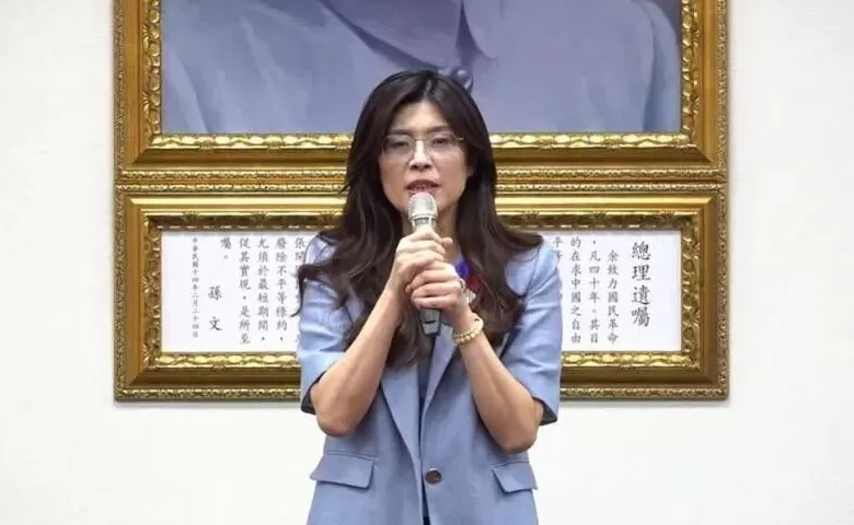 郑丽文强势杀出，炸响台岛政治变局的一声惊雷！-第2张图片-