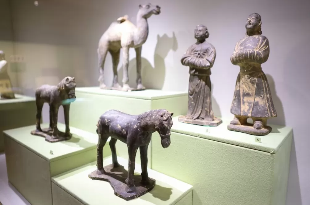 黄河几字弯的文化“活化石”与鄂尔多斯民俗-第2张图片-