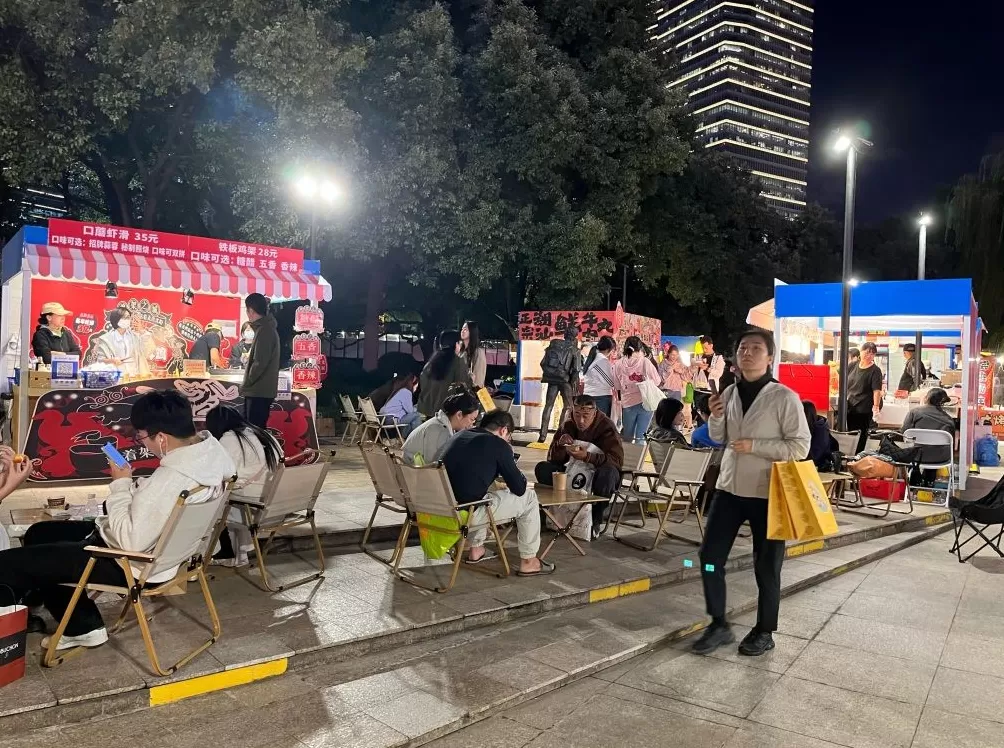 上海陆家嘴咖啡节第十年举办：打造联名文创，已成产业孵化器-第3张图片-