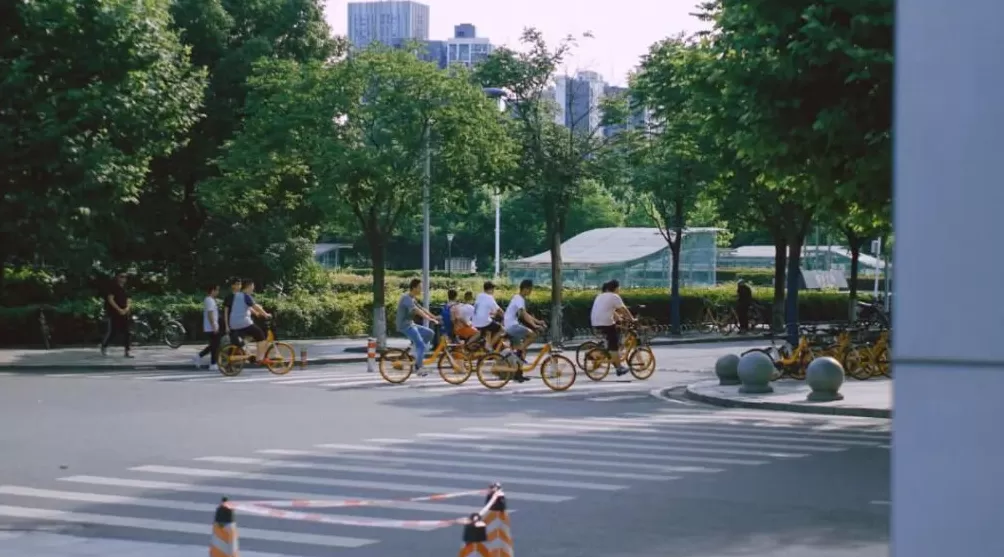 因为父母给自己买房，崩溃的年轻人-第5张图片-