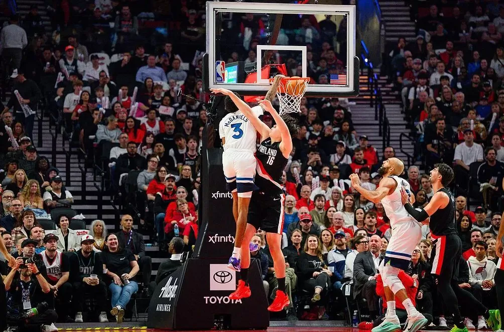 上场5分钟，得2分，1个篮板，杨瀚森体验NBA万事开头难-第2张图片-