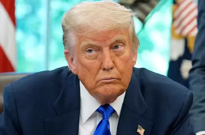 特朗普访日行程公布：与高市早苗会谈，会见日本天皇，访问美海军横须贺基地并登上航母-第1张图片-