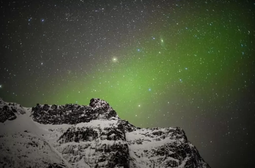 这届年轻人，为何负债旅行？-第1张图片-
